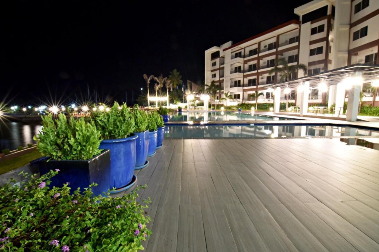 Holiday Oceanview Residences And Resort Sámal Exterior foto